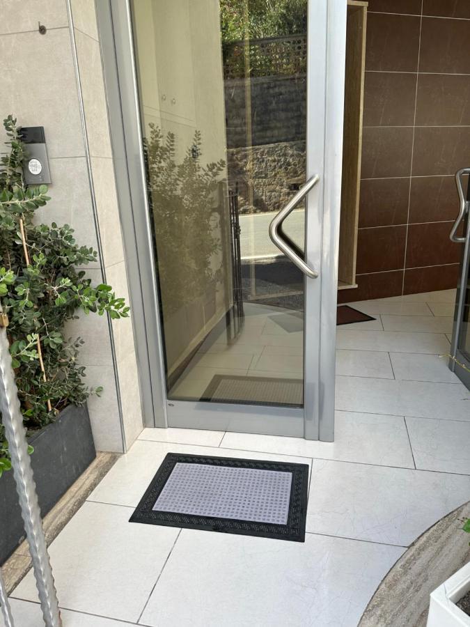 B&B By Family L&G Vibo Valentia Marina Bagian luar foto